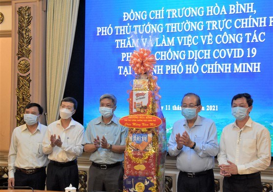 TPHCM tuyệt đối không lơ là, chủ quan trong phòng chống dịch - ảnh 2